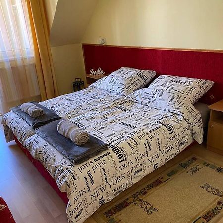 Buborek Apartman Hajduszoboszlo Exterior photo